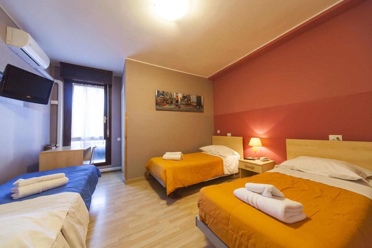 Hotel Albi Stezzano Esterno foto