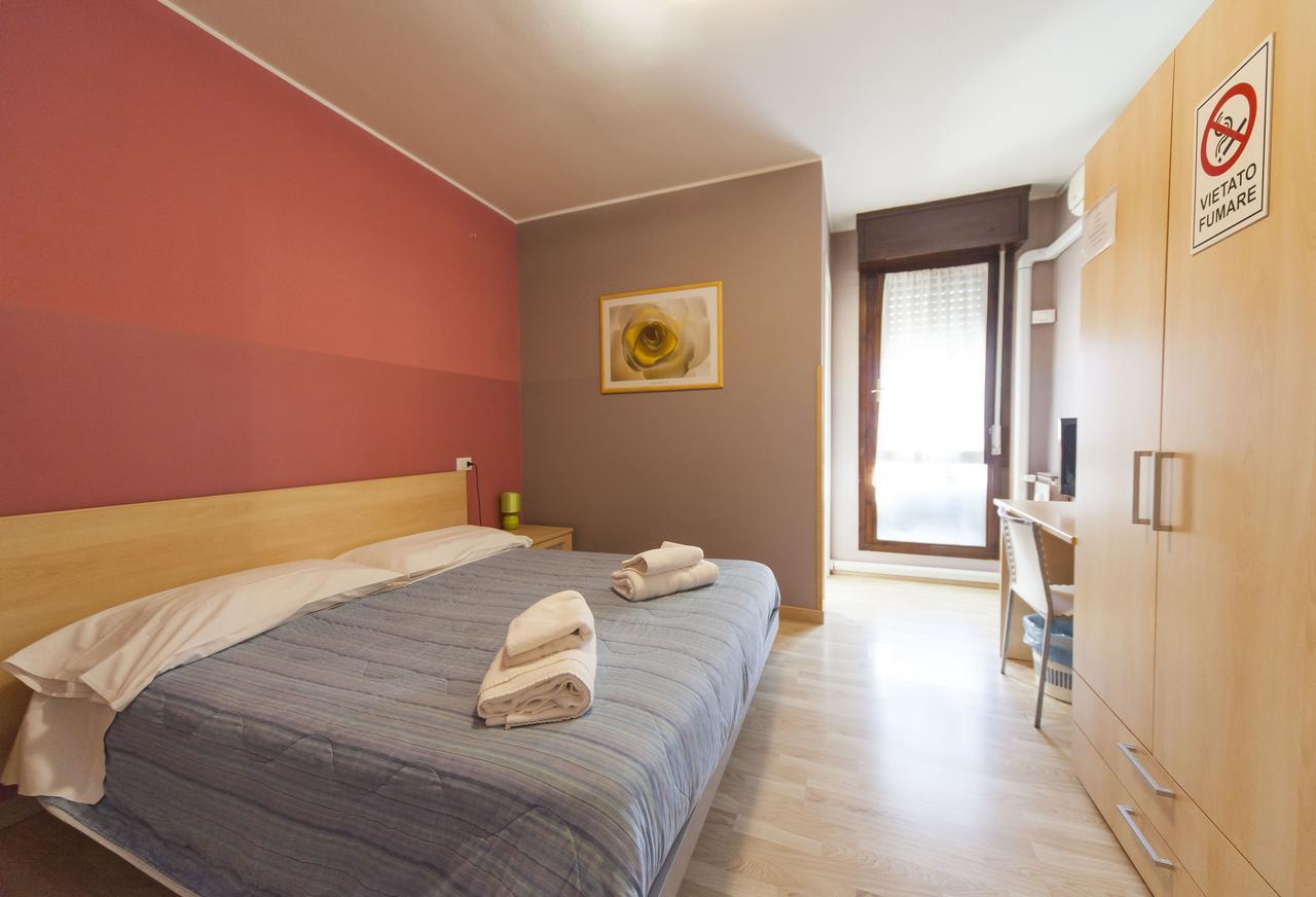 Hotel Albi Stezzano Esterno foto